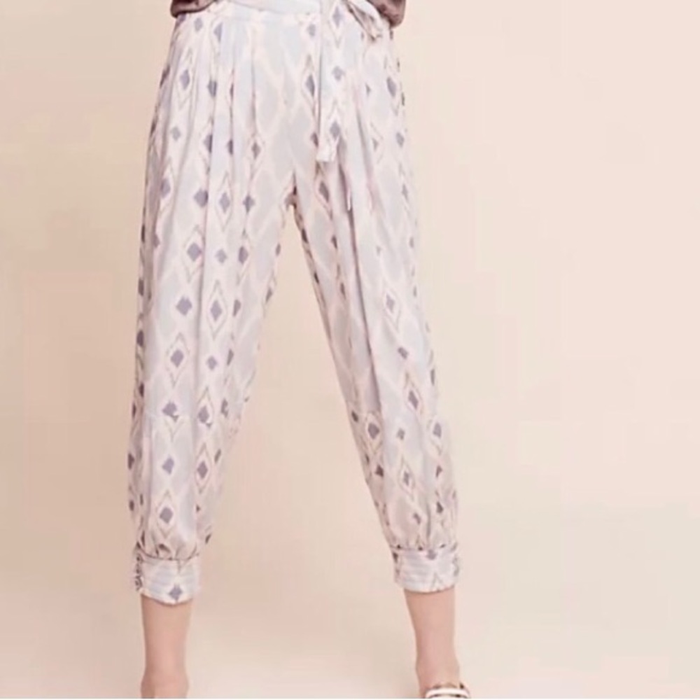 Anthro Hei Hei 3/4 pants